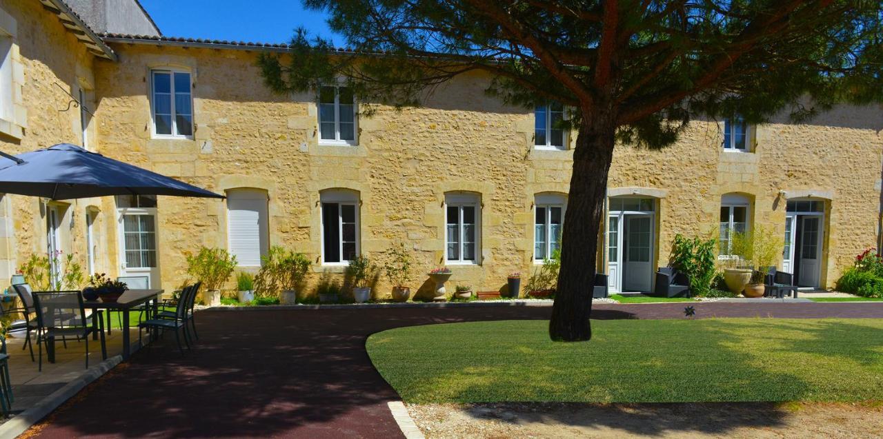 Gites Jardin-Darcy - Piscine Au Sel Bois Exterior photo